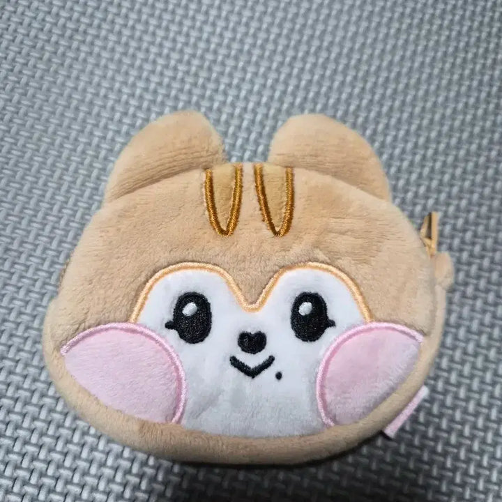 [SOLD OUT] 아이브 팝업 가을 파우치