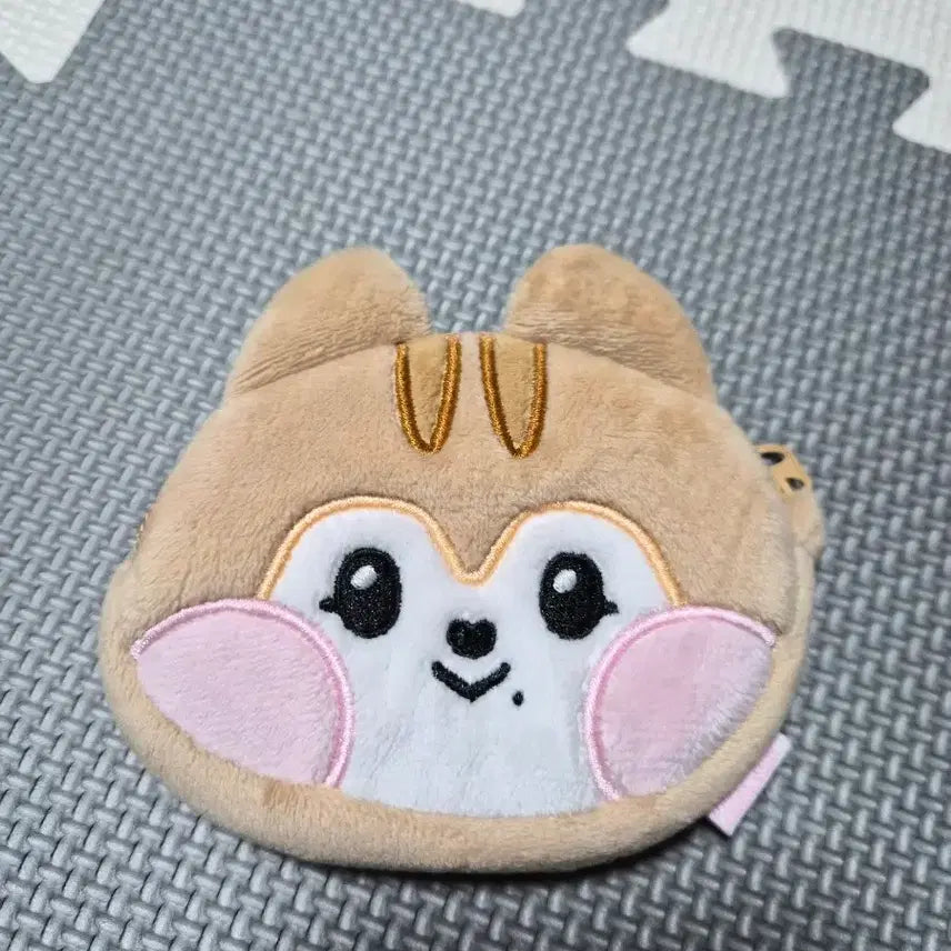 [SOLD OUT] 아이브 팝업 가을 파우치