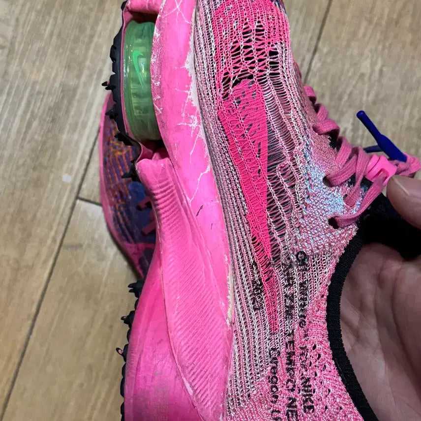[BUNJANG] Nike Air Zoom Tempo Next% Flyknit Pink Sneakers / 나이키 에어 줌 템포 넥스트% 플라이니트 핑크 285