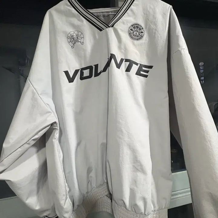 [BUNJANG] VOLANTE White Piste Windbreaker / 볼란테 VOLANTE 화이트 피스테 바람막이 긴팔