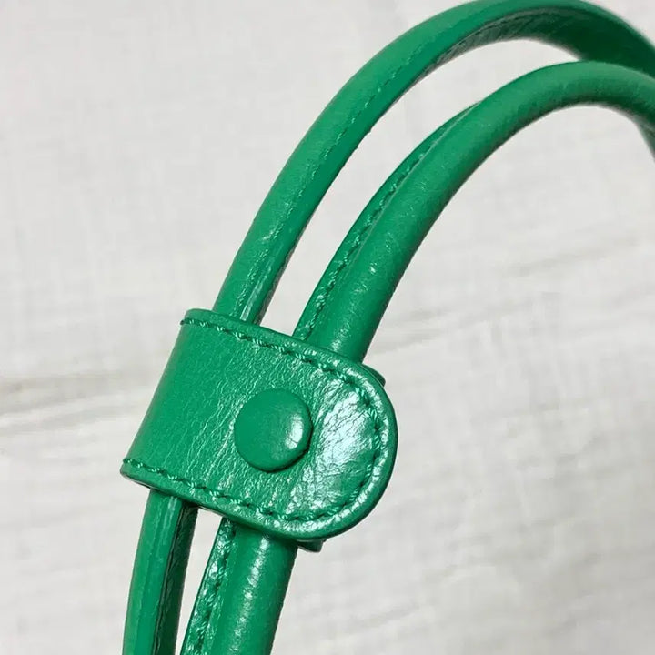 [BUNJANG] Margesherwood Besset Shoulder Bag Green / 마지셔우드 베셋숄더백 그린(+카드 지갑 키링)