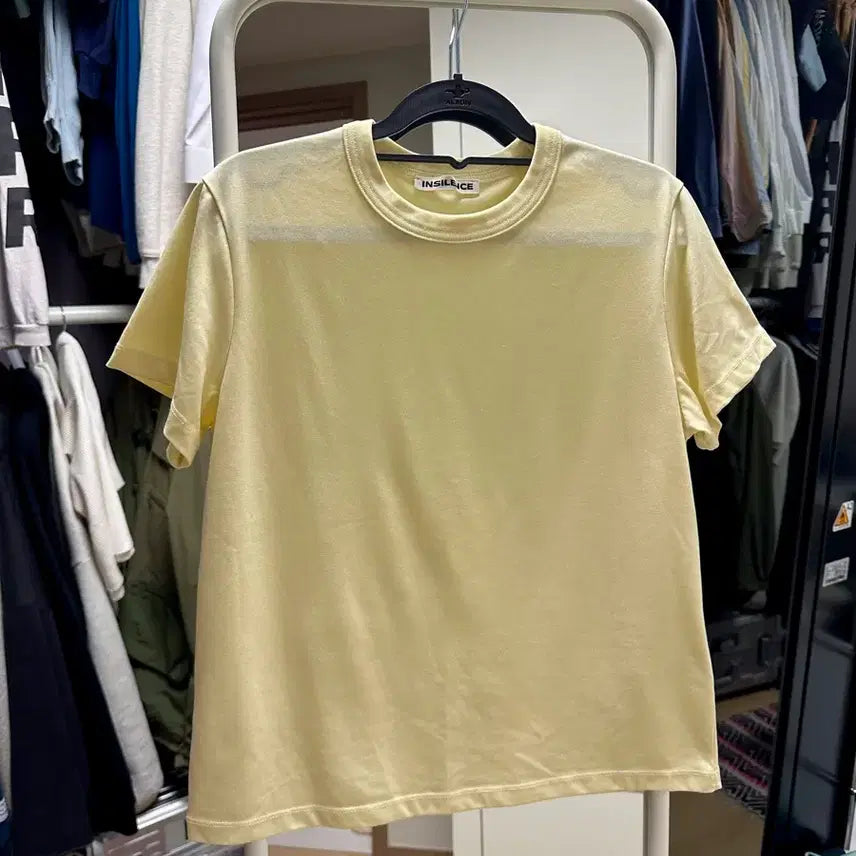 [BUNJANG] Insilence Short-Sleeve T-Shirt Yellow / 인사일런스 반팔 티셔츠 옐로우