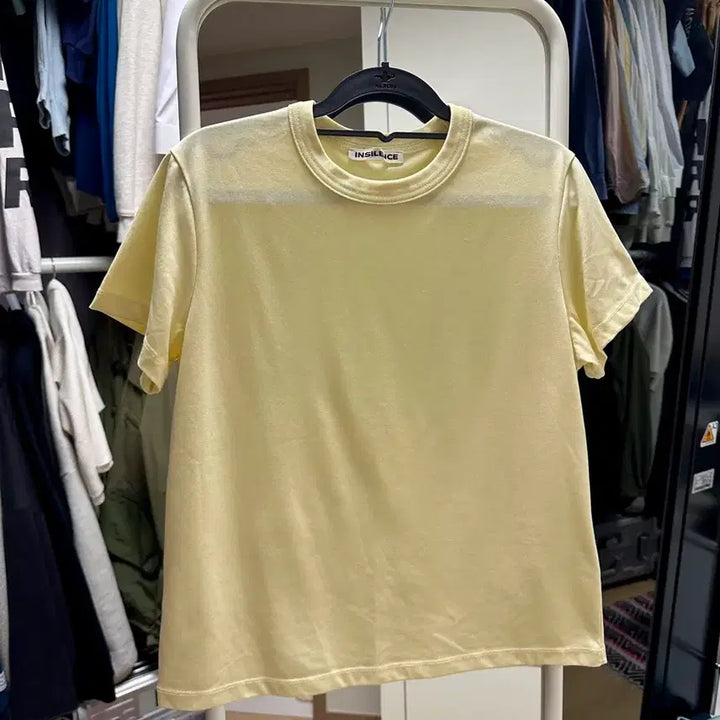 [BUNJANG] Insilence Short-Sleeve T-Shirt Yellow / 인사일런스 반팔 티셔츠 옐로우