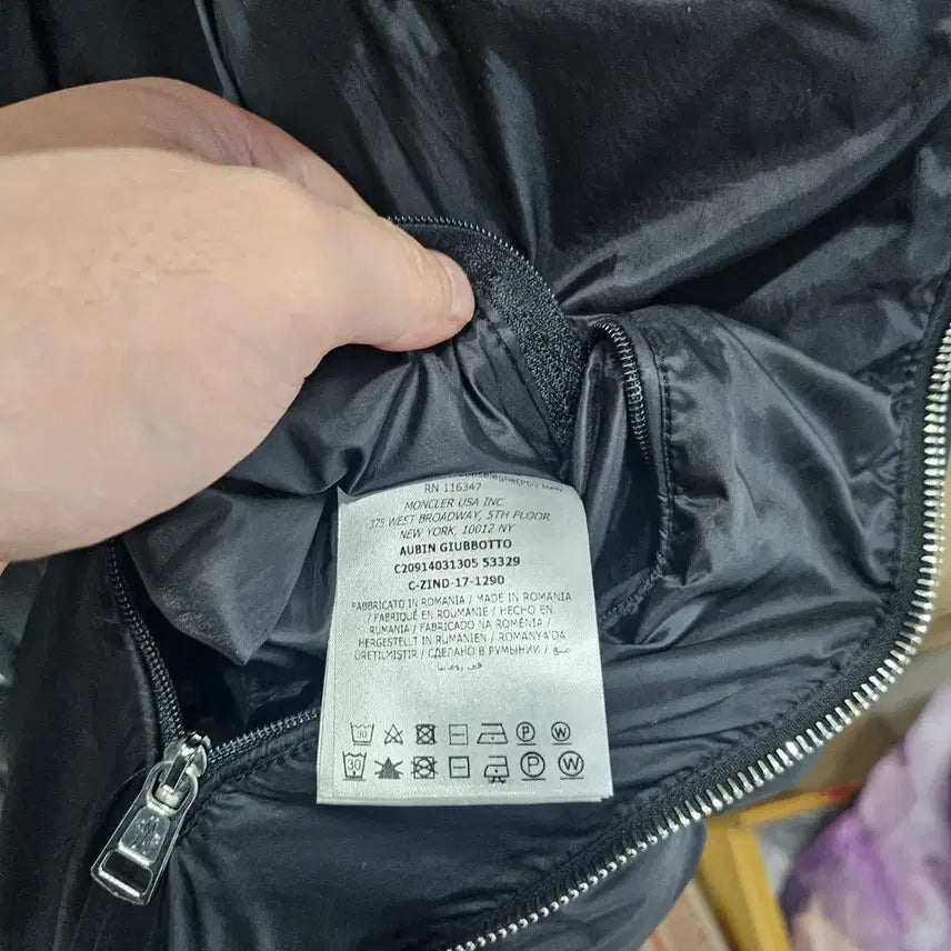 [BUNJANG] Moncler Amiot Black Badge Lightweight Biker Padded Jacket / 몽클레어 블랙와팬 경량패딩4 국내105 아미오라인 바이커패딩
