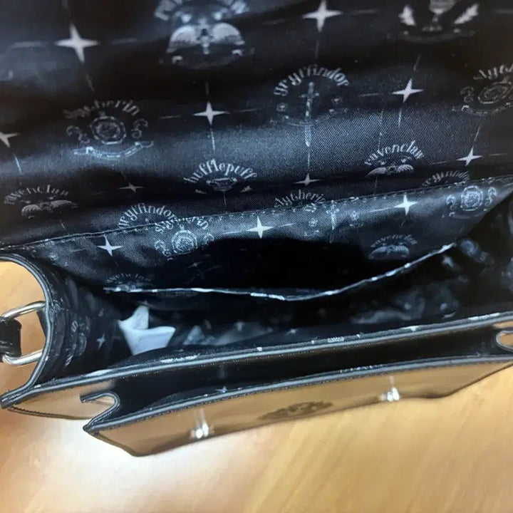 [BUNJANG] East Boy Harry Potter Satchel Shoulder Bag / EAST BOY 이스트보이 해리포터 사첼백 숄더백 크로스백 블랙