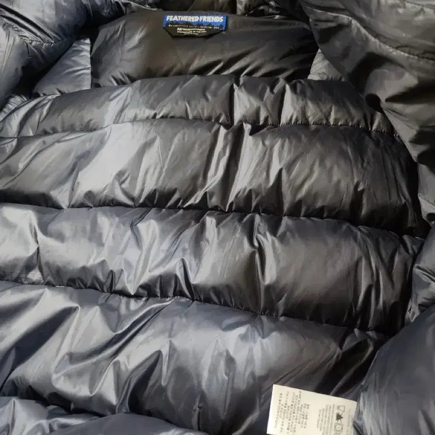 [BUNJANG] Federated Friends Volant Hood Down Padding Blue/Black / 페더드프렌즈 볼란트 후드 다운 패딩 블루/블랙