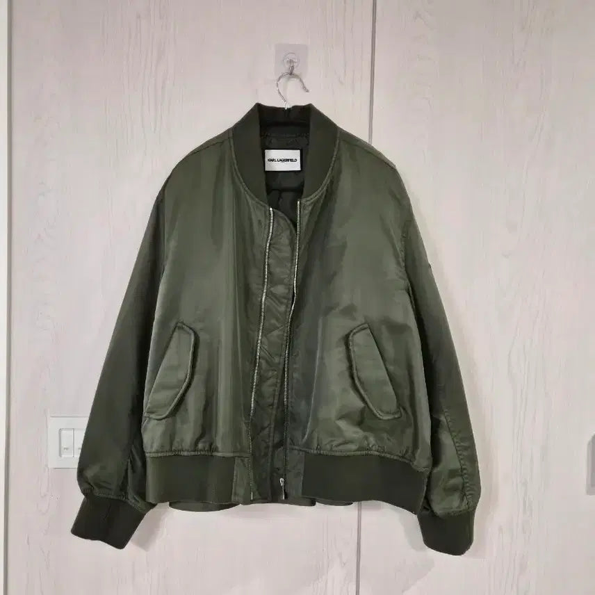 [BUNJANG] Karl Lagerfeld MA-1 Bomber Jacket / 칼 라거펠트 MA-1 항공점퍼