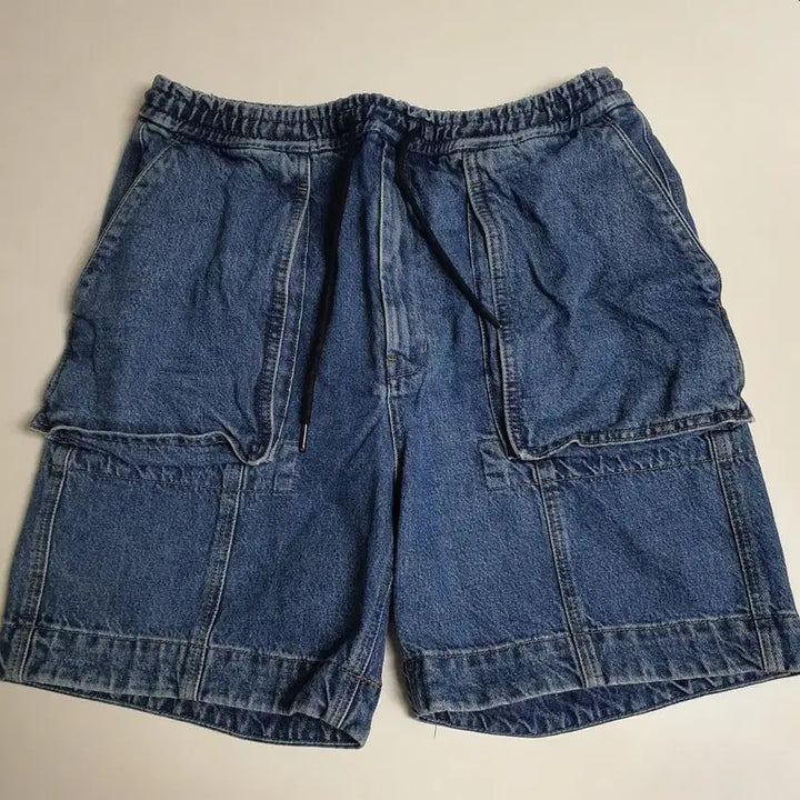 [BUNJANG] Juun.J 22SS Mid-Wash Denim Shorts (Size 50) / 주말까지 이가격)준지 22SS 중청 데님 반바지 50사이즈