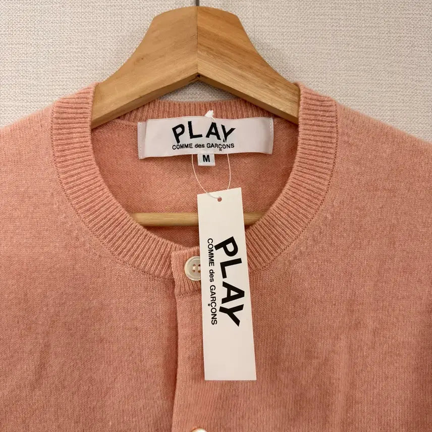 [BUNJANG] Comme des Garcons Pastel Small Red Emblem Cardigan / (M) 꼼데가르송 파스텔 스몰 레드 와펜 가디건 새상품