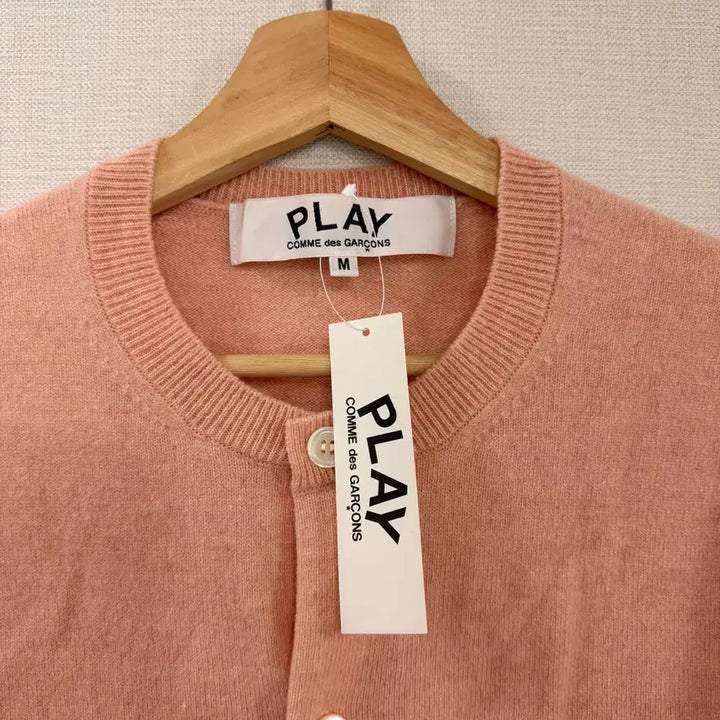 [BUNJANG] Comme des Garcons Pastel Small Red Emblem Cardigan / (M) 꼼데가르송 파스텔 스몰 레드 와펜 가디건 새상품