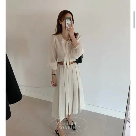 [BUNJANG] Weatherweather Freelove Corner Tie Blouse / [새상품] 웨더웨더 freelove 프리러브 코너 타이 블라우스