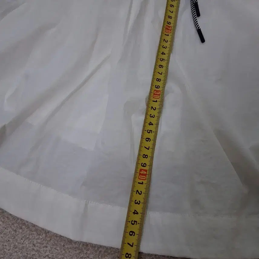 [BUNJANG] Studio Lux White Bending Flare Skirt / 스튜디오럭스 화이트 밴딩 플레어 스커트