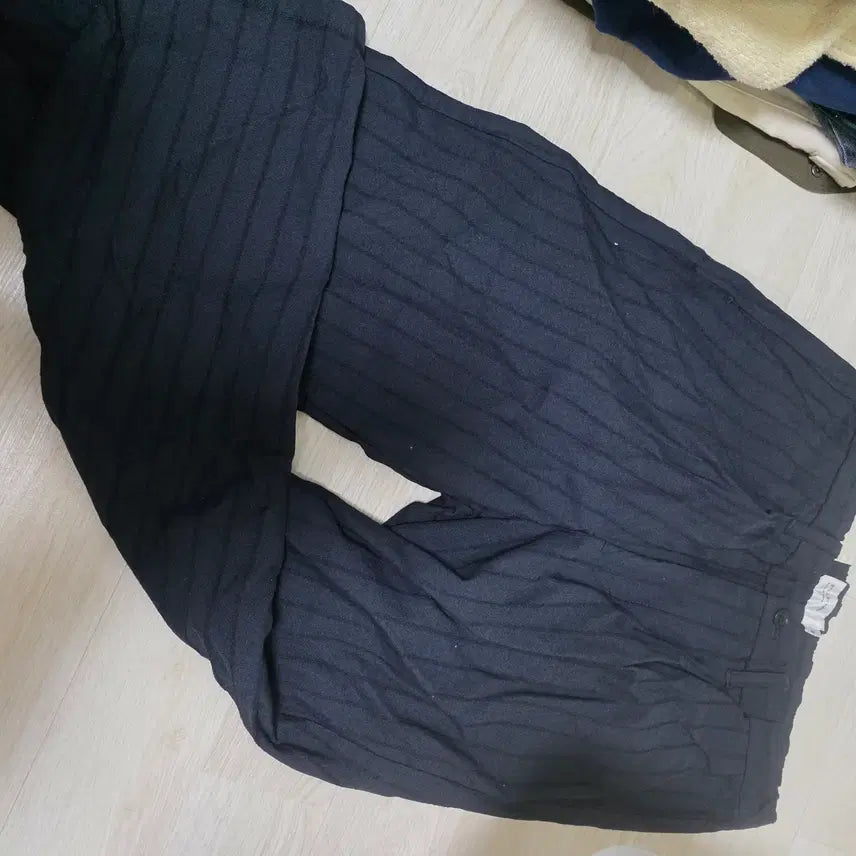 [BUNJANG] STILL BY HAND Minimalist Pants / 일본 미니멀리즘의 정수, 핏이 예술인 [STILL BY HAND] 팬츠