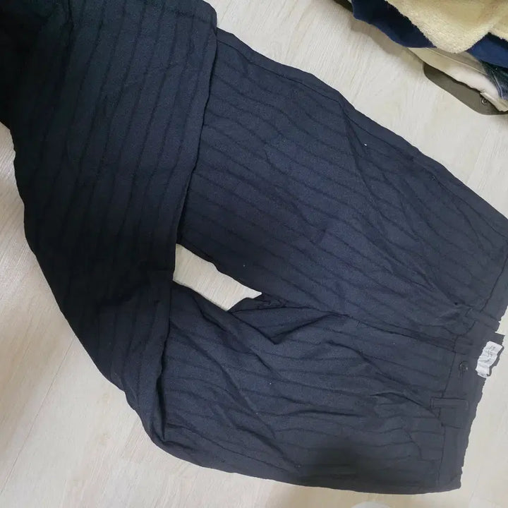 [BUNJANG] STILL BY HAND Minimalist Pants / 일본 미니멀리즘의 정수, 핏이 예술인 [STILL BY HAND] 팬츠