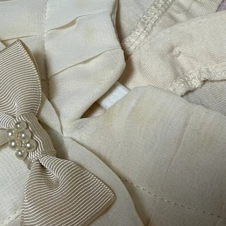 [BUNJANG] AXISFARM Latte Shirring Ribbon Knit Blouse / 엑시즈팜 라떼 셔링 리본 니트 블라우스 히메 갸루 러블리 로걀 빈티지