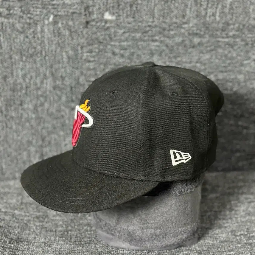 [BUNJANG] New Era Miami Heat Snapback Cap / 뉴에라 마이애미 히트 스냅백