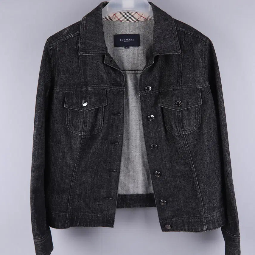 [BUNJANG] Burberry London Denim Trucker Jacket (Black Denim) (13) / (여성) 버버리런던 데님 트러커 자켓 흑청 (13)