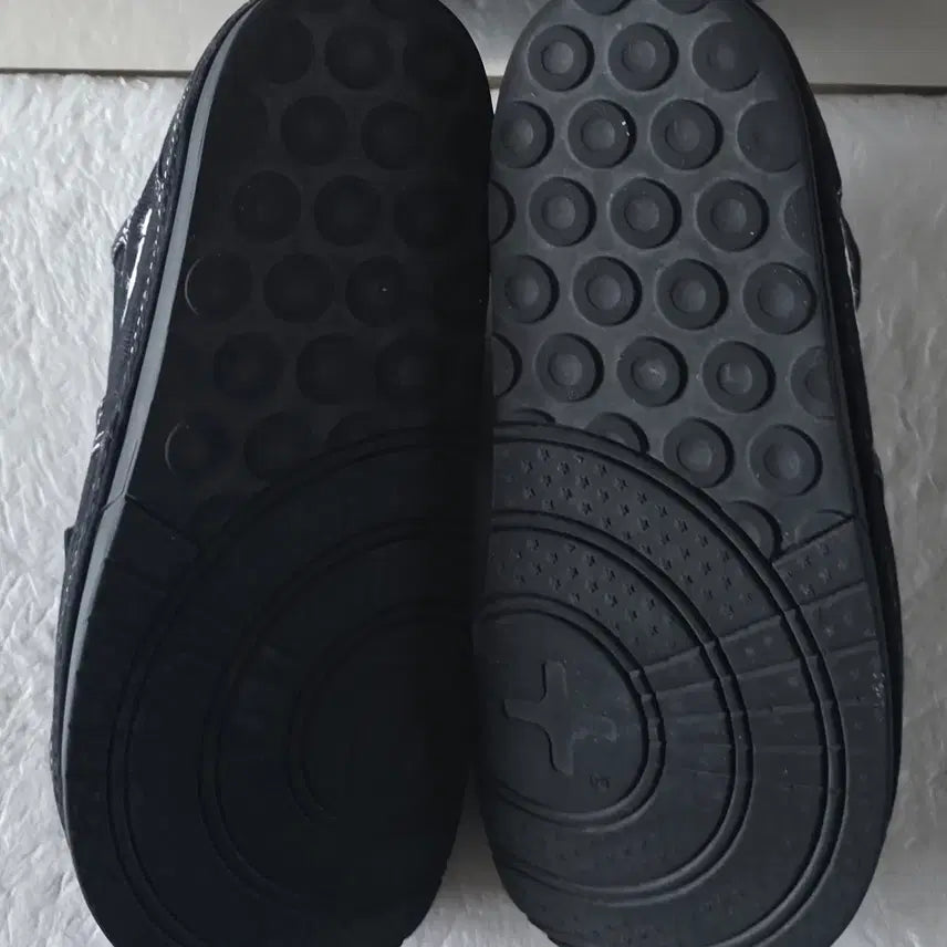 [BUNJANG] OTZ Shoes Low Canvas Triple Black Sneakers / [245] 오찌OTZ 슈즈 로우 캔버스 트리플블랙ㅡ단종매물