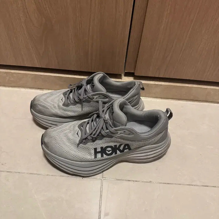 [BUNJANG] Hoka Bondi 8 Wide Sneakers / 호카 본디8 와이드