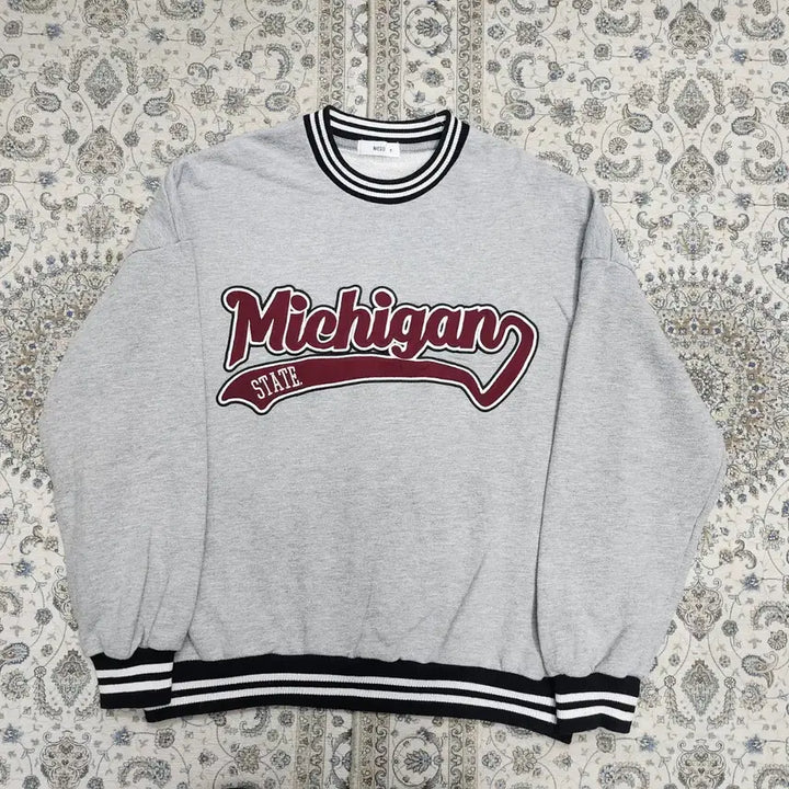 [BUNJANG] Wego Michigan State Oversized Sweatshirt / wego 미시간 스테이트 오버핏 맨투맨 M (크게나옴)