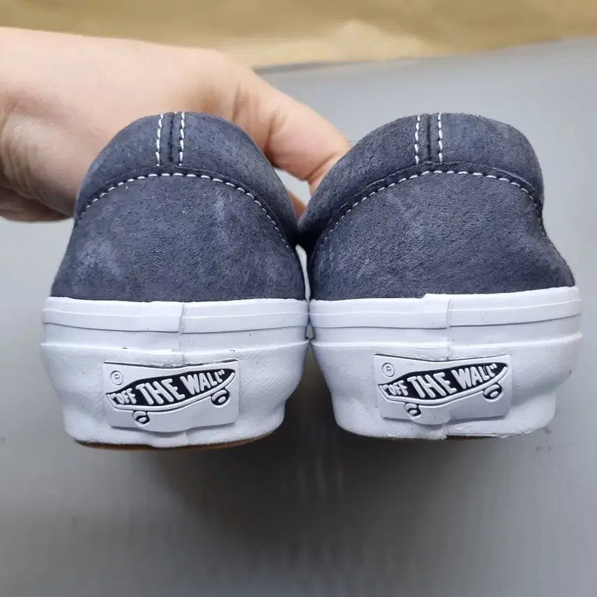 [BUNJANG] Vans Classic Suede Slip-on Shoes / 반스 클래식 스웨이드 슬립온 220