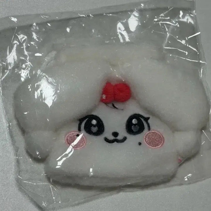 [SOLD OUT] 아이브 미니브 체리 미니 파우치