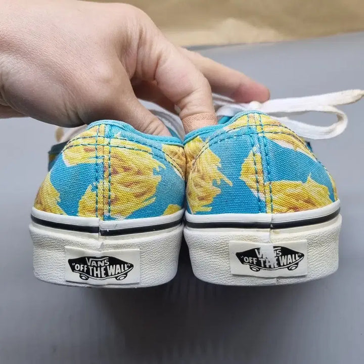 [BUNJANG] Vans Authentic French Fries Sneakers 220 / 반스 어센틱 프렌치프라이 스니커즈 220