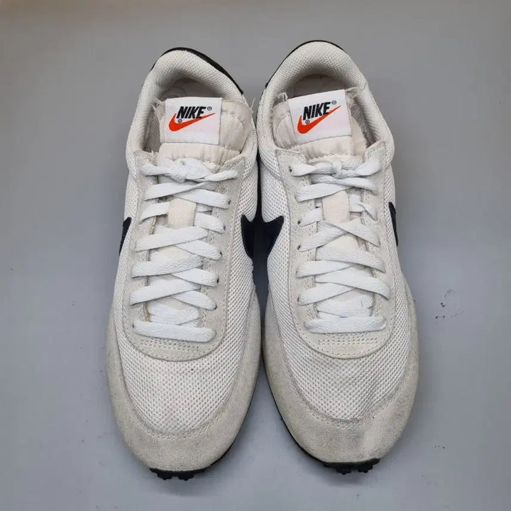 [BUNJANG] Nike Tailwind 79 Sneakers 255 / 나이키 테일윈드79 운동화255
