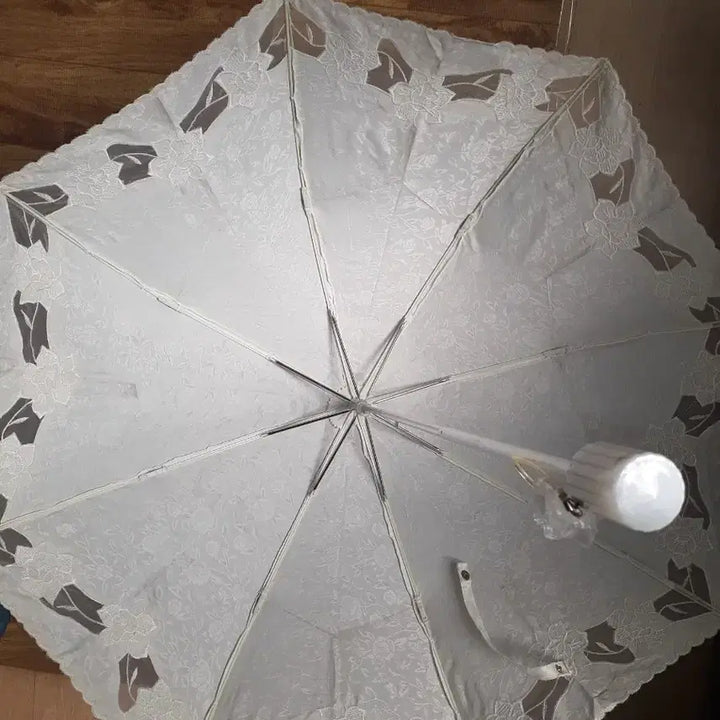 [BUNJANG] Ivory Lace Parasol / 아이보리 색상의 고급스러운 양산