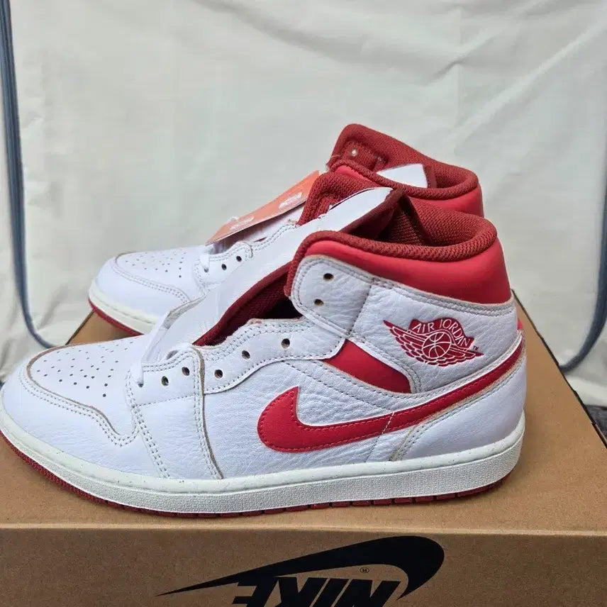 [BUNJANG] Nike Air Jordan 1 Mid White/Red / 나이키 에어 조던 1 미드 화이트/레드