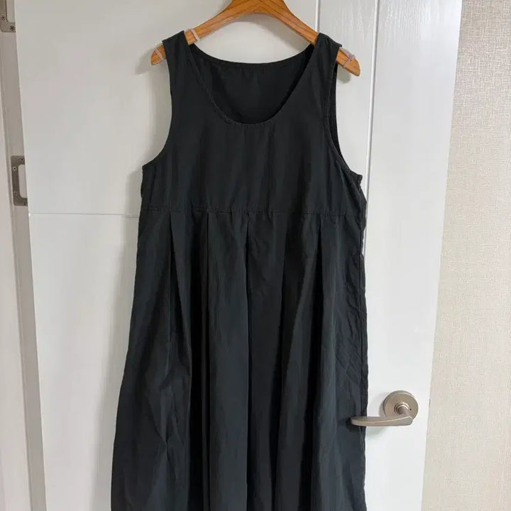 [BUNJANG] Vintage Black Sleeveless Long Flare Dress / (일본 수입 빈티지)블랙 나시 원피스 롱 플레어 기본 M