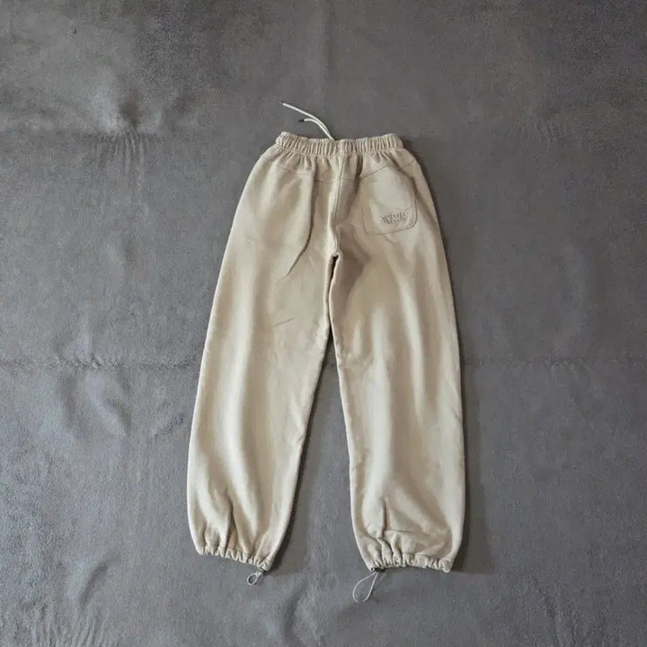 [SOLD OUT] setupexe 셋업엑스이 로즈바인스 스웻 조거 팬츠 베이지