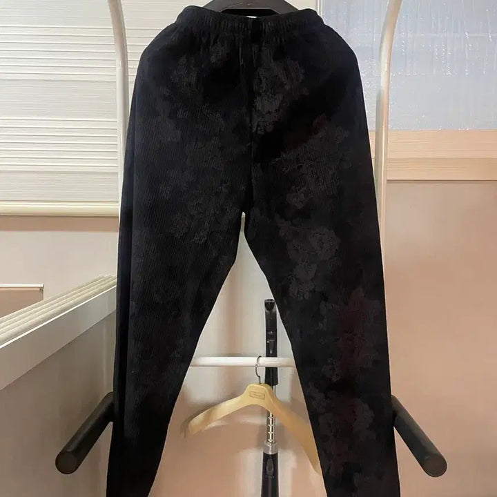 [BUNJANG] Good Hobby Club Corduroy Flower Pants / 유니스디자인 굿하비클럽 코듀로이 플라워 팬츠 바지 Free