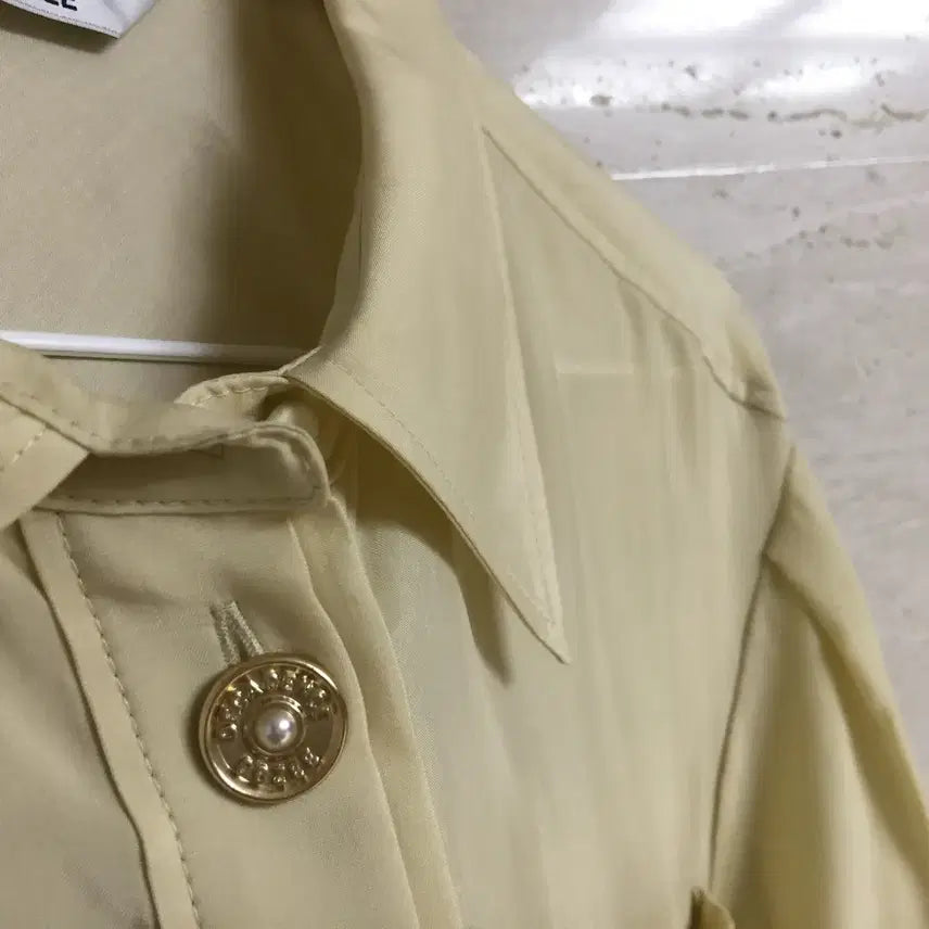 [BUNJANG] OBZEE Satin Blouse / OBZEE 오브제 22 새틴 블라우스 44