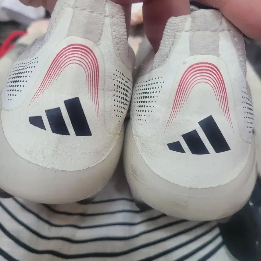 [SOLD OUT] 아디다스 프레데터 엘리트  골헌터 LL AG 280