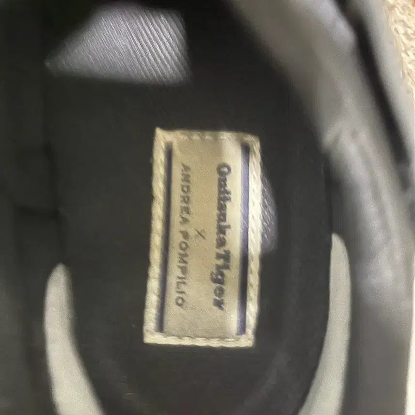 [BUNJANG] Onitsuka Tiger x Andrea Pompilio Collaboration Sneakers (250mm) / 오니츠카타이어*안드레아폼필레오 콜라보 스니커즈 250mm