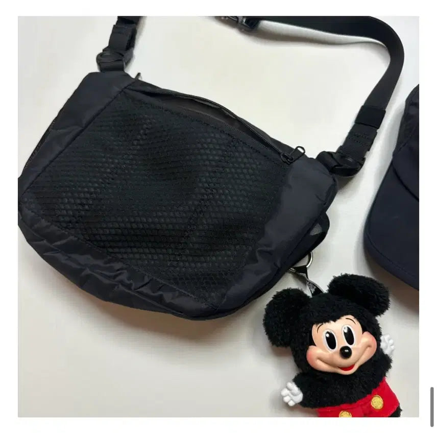 [BUNJANG] Salomon Monté 05 Crossbody Bag Black / 살로몬 몽트 05 크로스바디백 블랙 텍안뗀 새상품