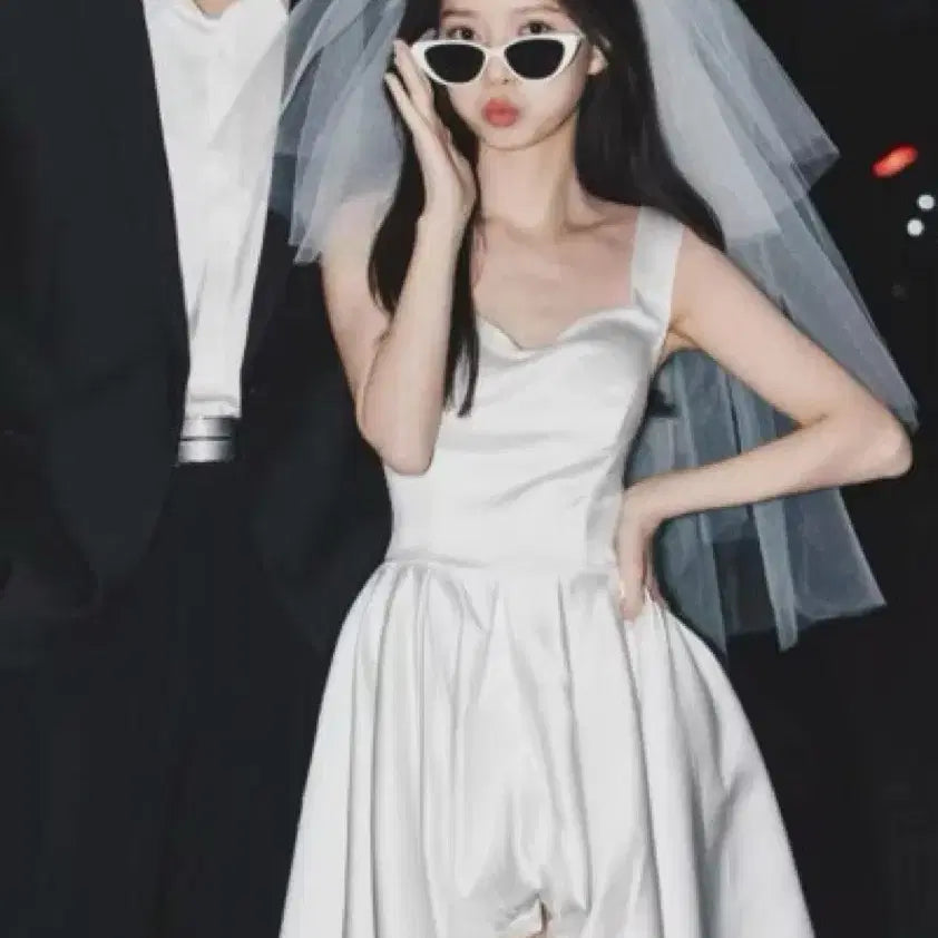 [BUNJANG] Self-Wedding Dress Rental / 셀프웨딩드레스 2부 피로연 졸업사진 연주회 돌맘 블랙 화이트 유색