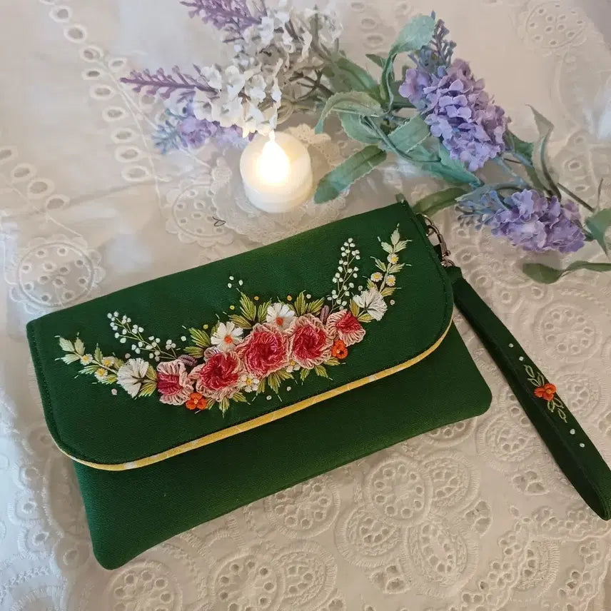 [BUNJANG] Embroidered Long Wallet / 프랑스자수 장지갑