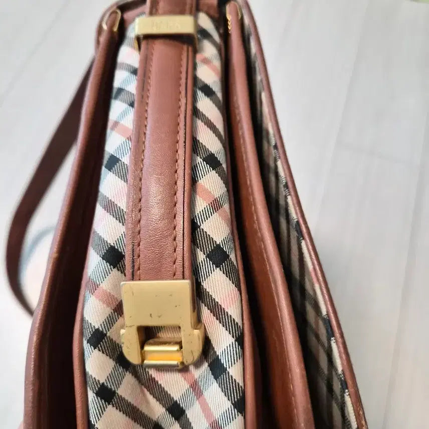 [BUNJANG] DAKS Classic House Check Crossbody Bag / Shoulder Bag / 닥스(DAKS) 클래식 하우스체크 크로스백 / 숄더백