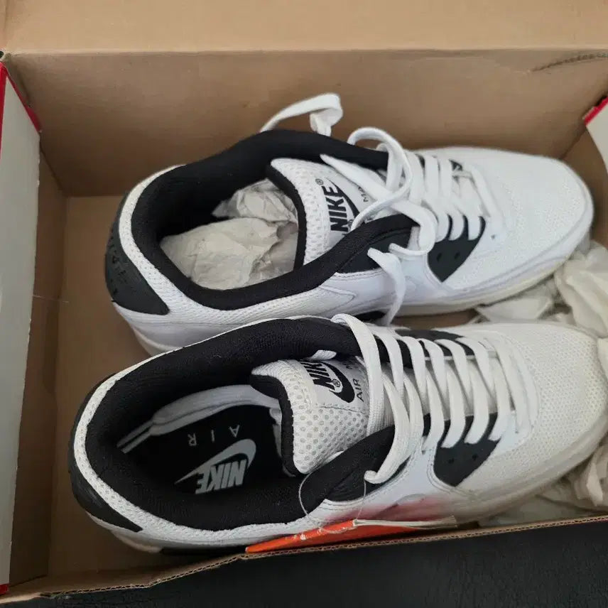 [BUNJANG] Nike Air Max 90 Essential Sneakers / 나이키 에어 맥스 90 에센셜