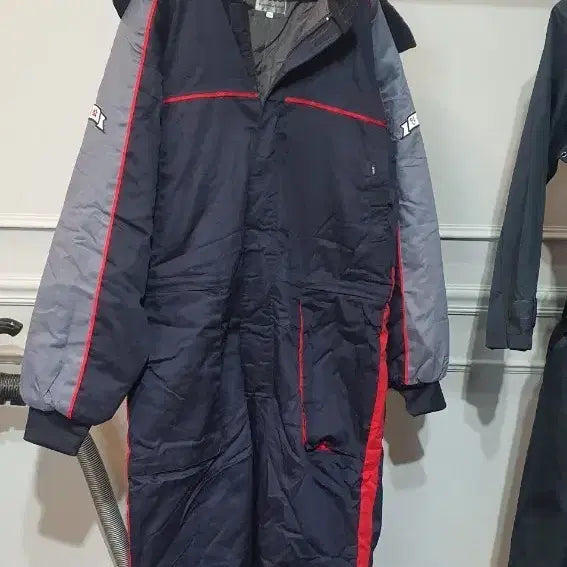 [BUNJANG] T.BUC Navy/Gray Jumpsuit / T.BUC 방한 작업복 점프수트 네이비/회색