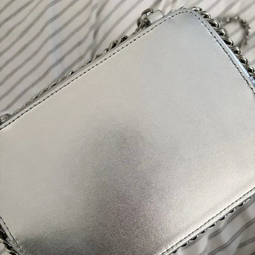 [SOLD OUT] 마이아이코 오드리 백팩 실버컬러