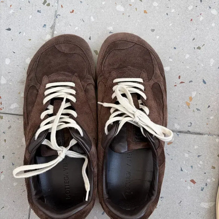 [BUNJANG] Bottega Veneta Orbit Flash Sneakers 41 Size / 보테가베네타 오르빗 플래시 스니커즈 41size