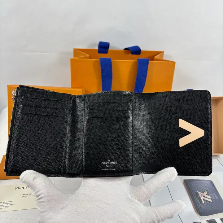 [BUNJANG] Louis Vuitton Twist Epi Wallet M63322 / (새상품급,감정서)루이비통 트위스트 에피 반지갑 월릿 M63322