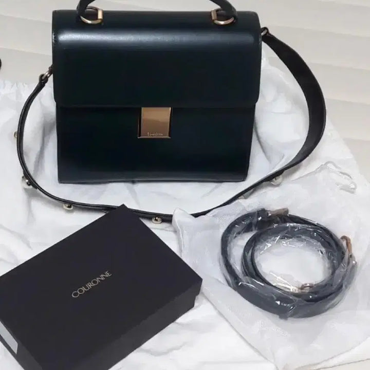 [BUNJANG] Couronne Square Tote Bag / (새상품)쿠론스퀘어토트백