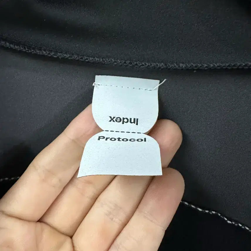 [BUNJANG] Protocol Index Long Sleeve Sports Top Black / 프로토콜 인덱스 롱슬리브 스포츠 탑 블랙