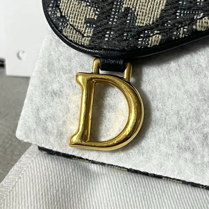 [BUNJANG] Dior Oblique Saddle Card Wallet / [새상품급] 디올 오블리크 새들 카드지갑