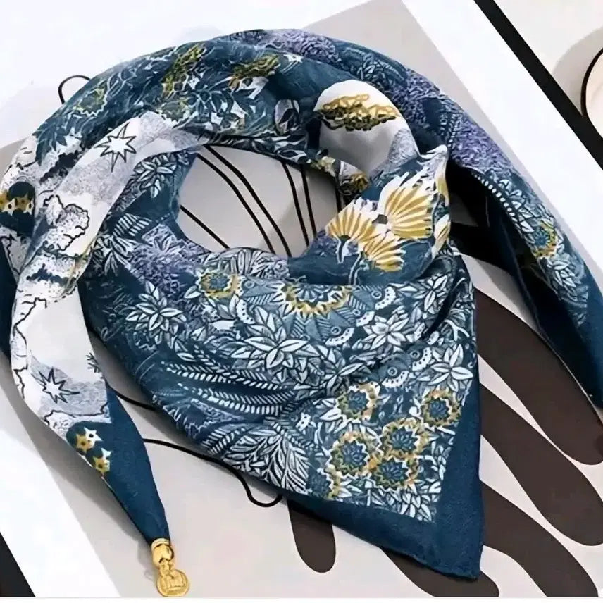[BUNJANG] Floral Pattern Blue Scarf / 플라워 패턴 블루 스카프