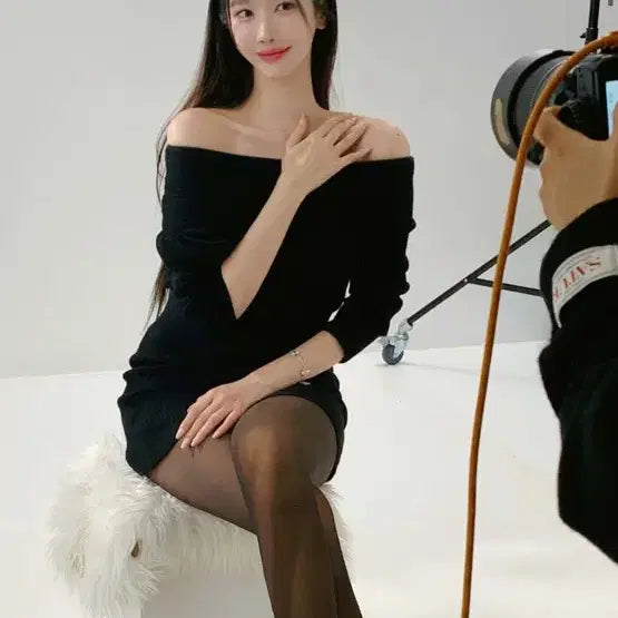 [BUNJANG] Ibuve One-Shoulder Mink Knit Dress - Black / 새상품) 이부베 원숄더 밍크 니트 원피스 블랙